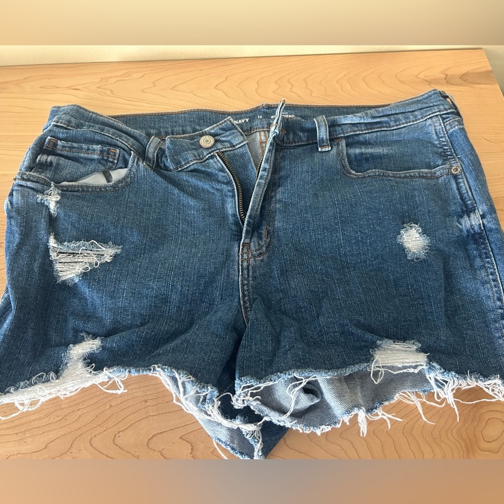Old Navy Women's Ripped Jean Shorts - Blue